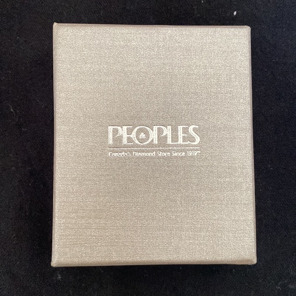 Peoples Jewellers Sterling Silver infinity necklace - Picture 4 of 4